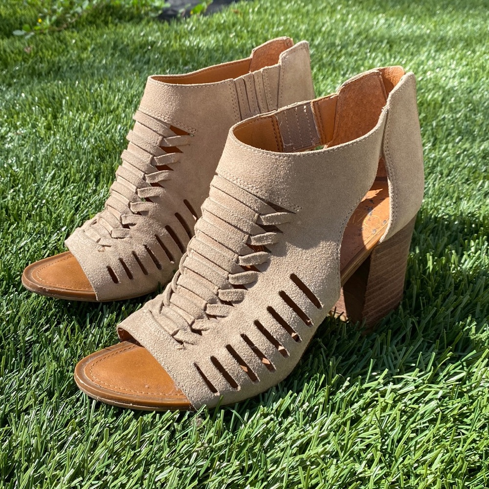 Franco Sarto suede open toe booties
